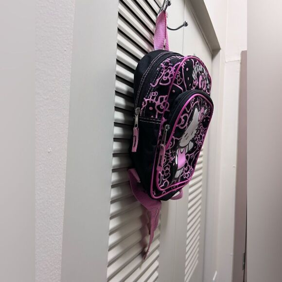 Used Sanrio Backpacks for Women - Picture 4 of 12